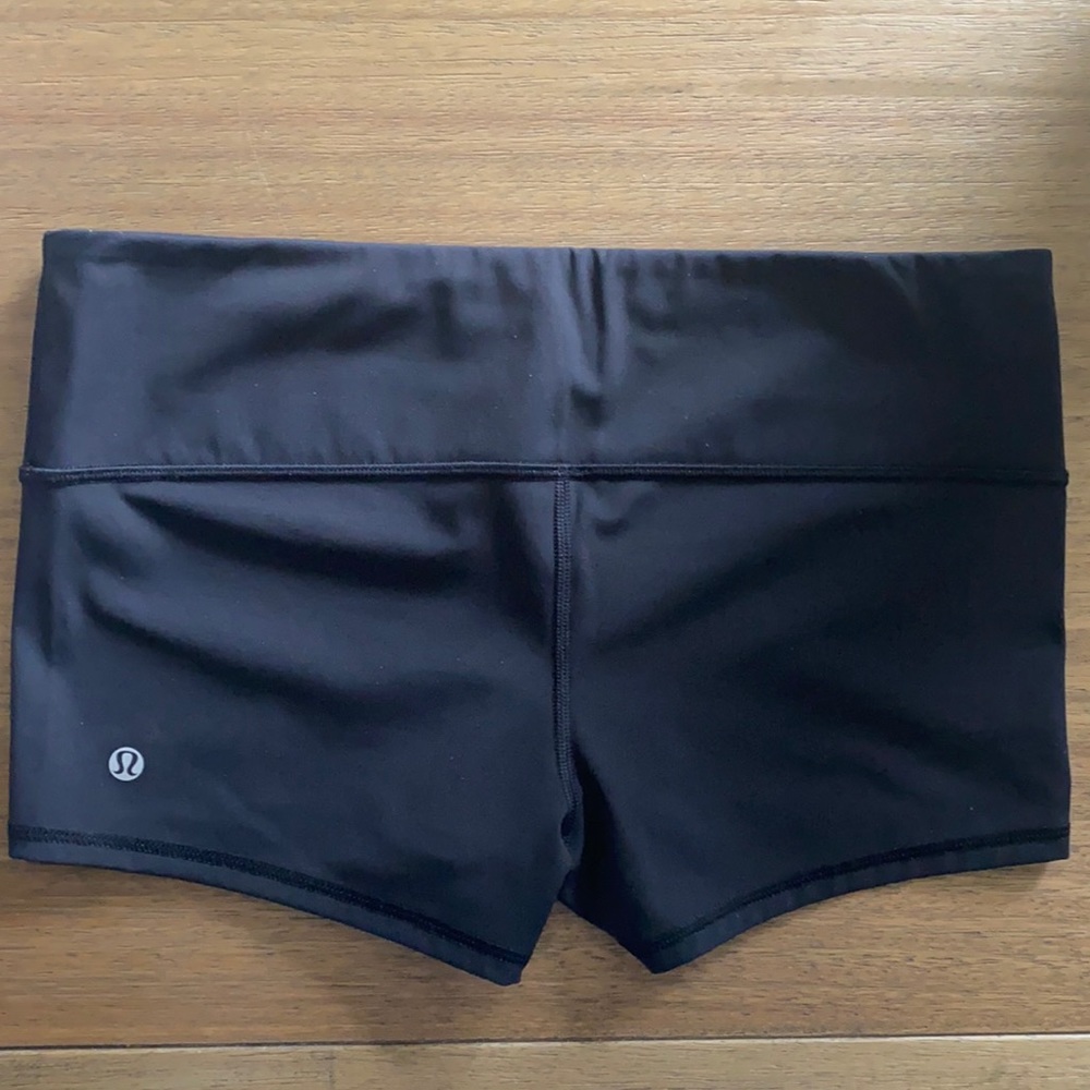Lululemon yoga shorts